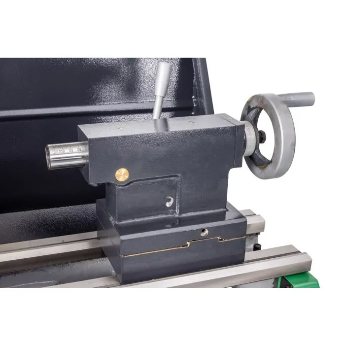 Draaibank 300x910 mm met variabel toerental en digitale uitlezing