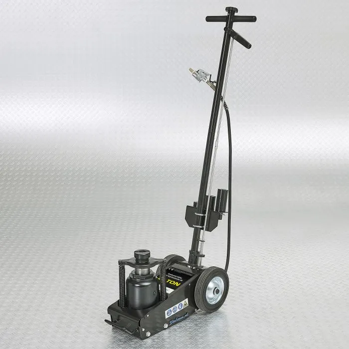 Krik 22 ton met vier assteunen 12 ton