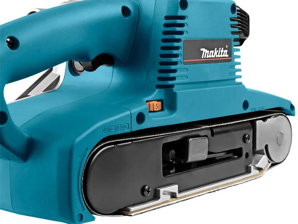 Makita 9404 Bandschuurmachine in doos